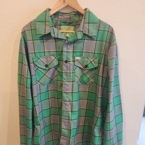 Dixon ye olde pub flannel